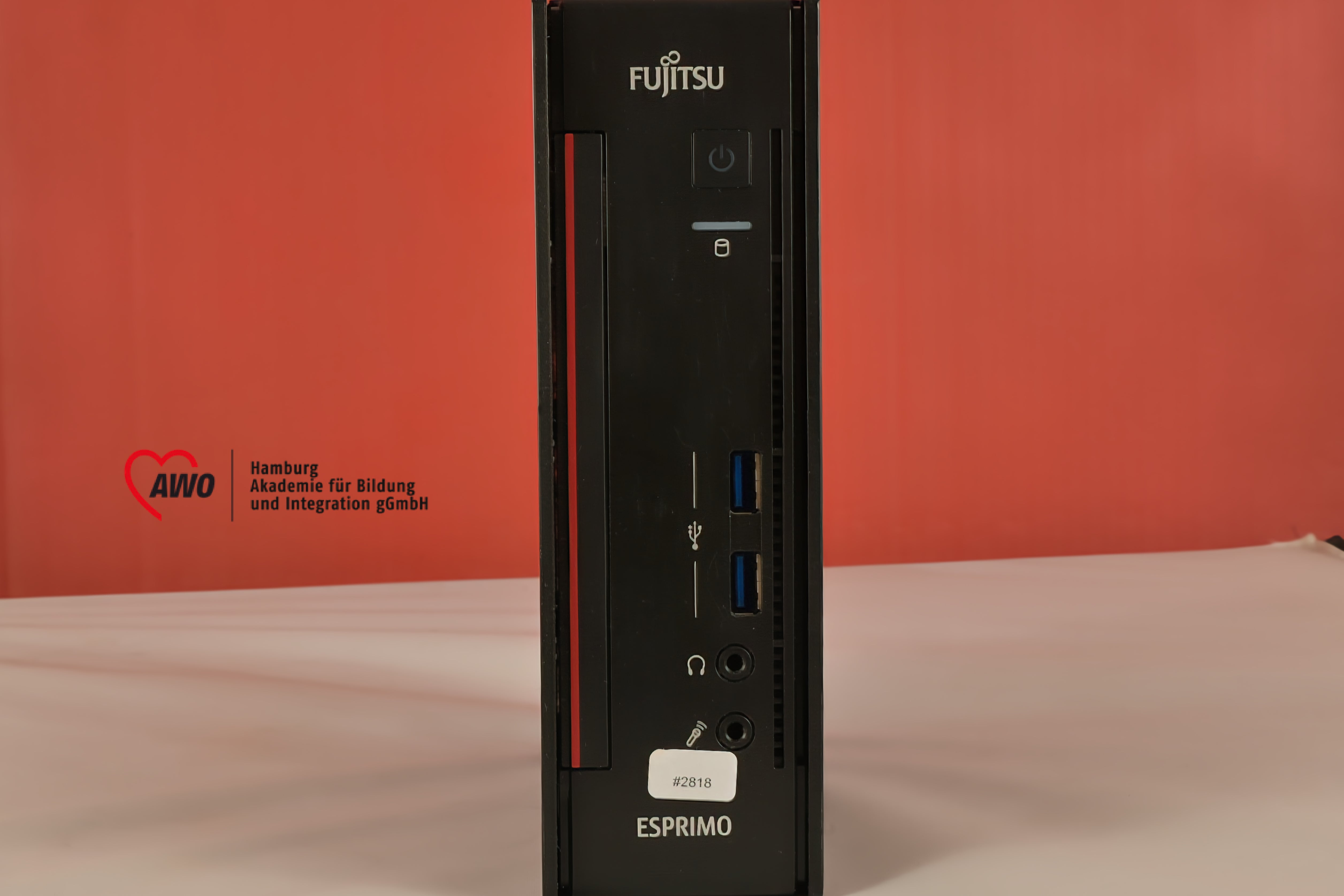 Fujitsu Esprimo Q956