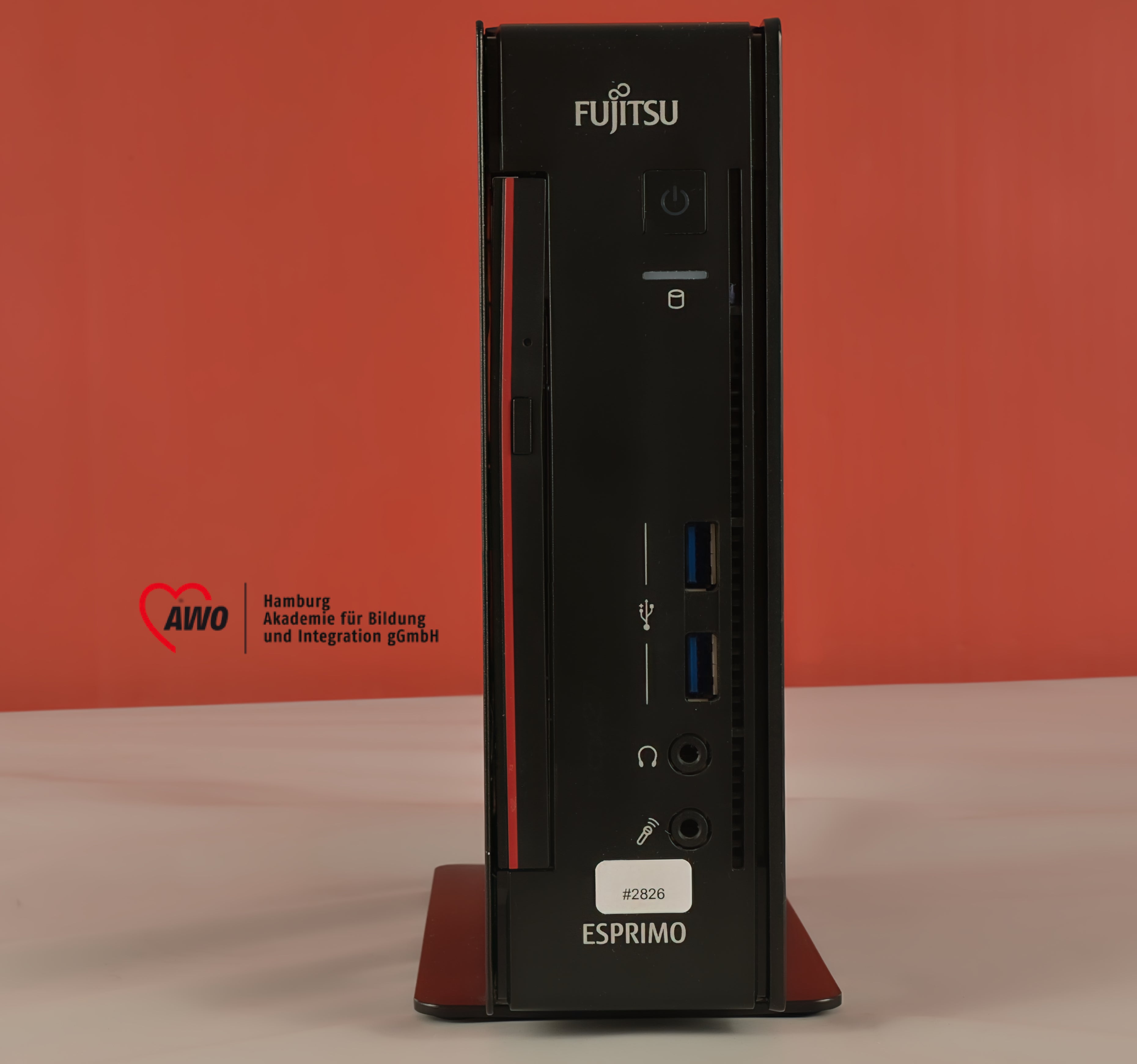 Fujitsu Esprimo Q956