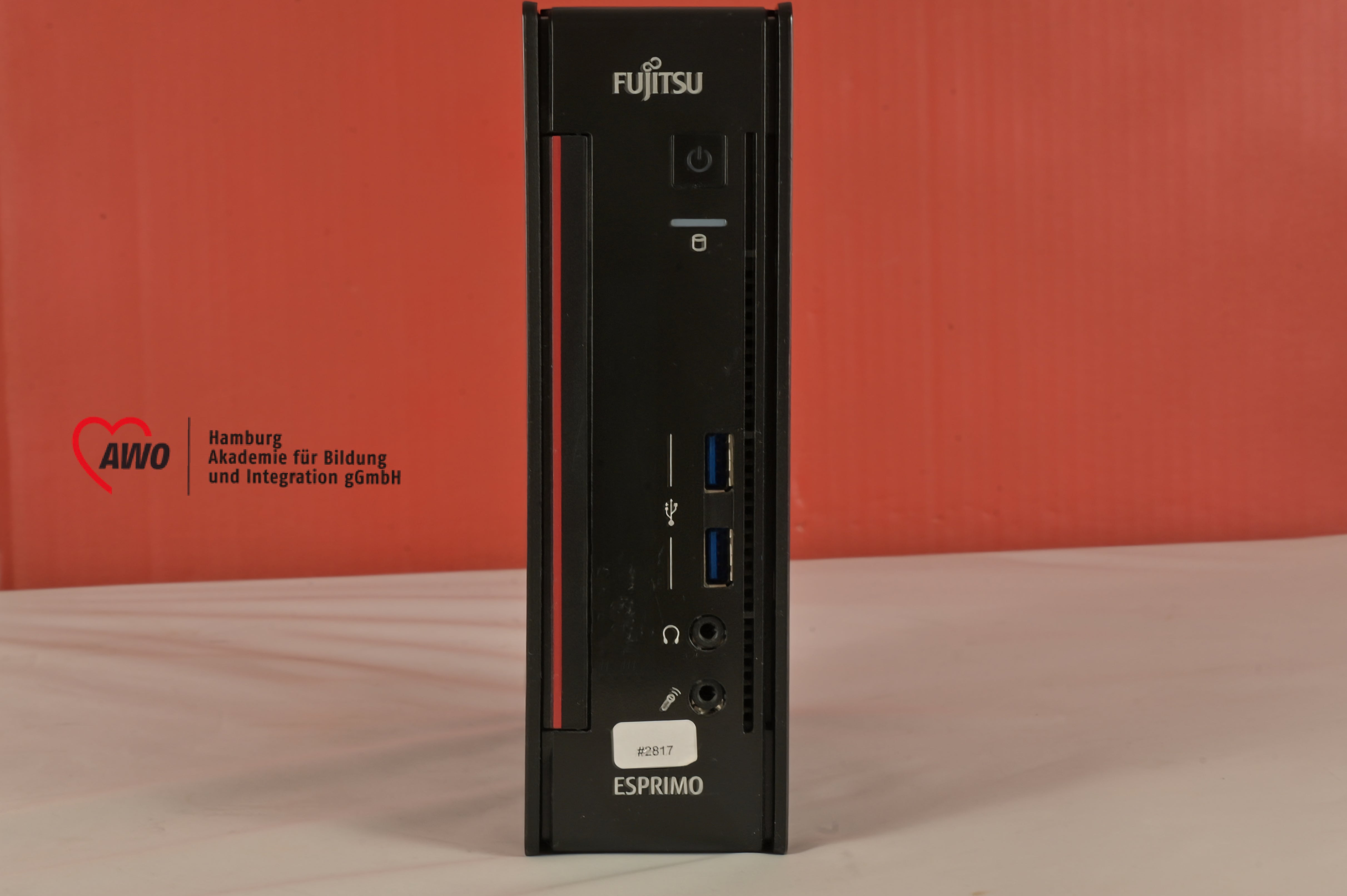 Fujitsu Esprimo Q956