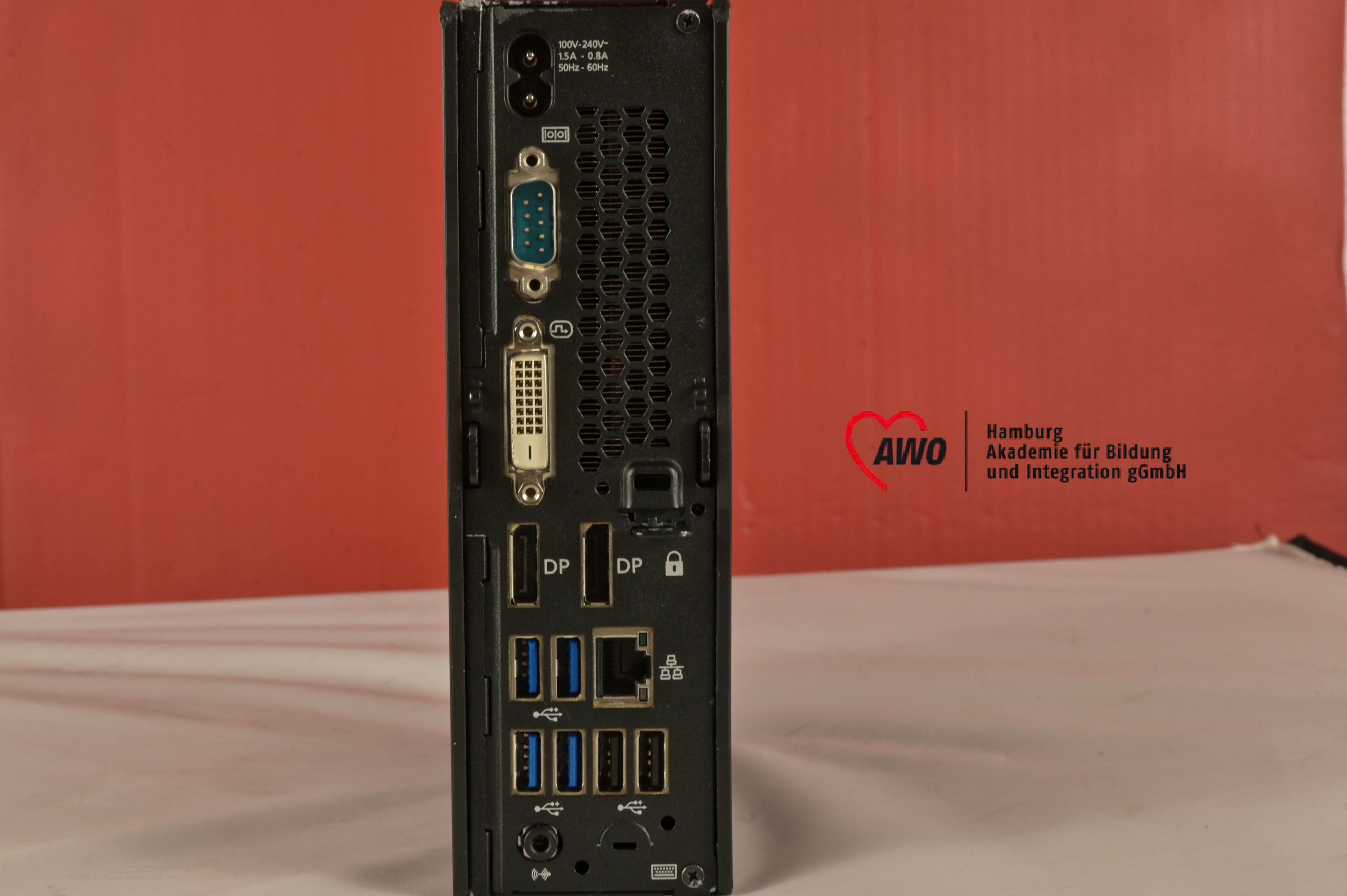 Fujitsu Esprimo Q957