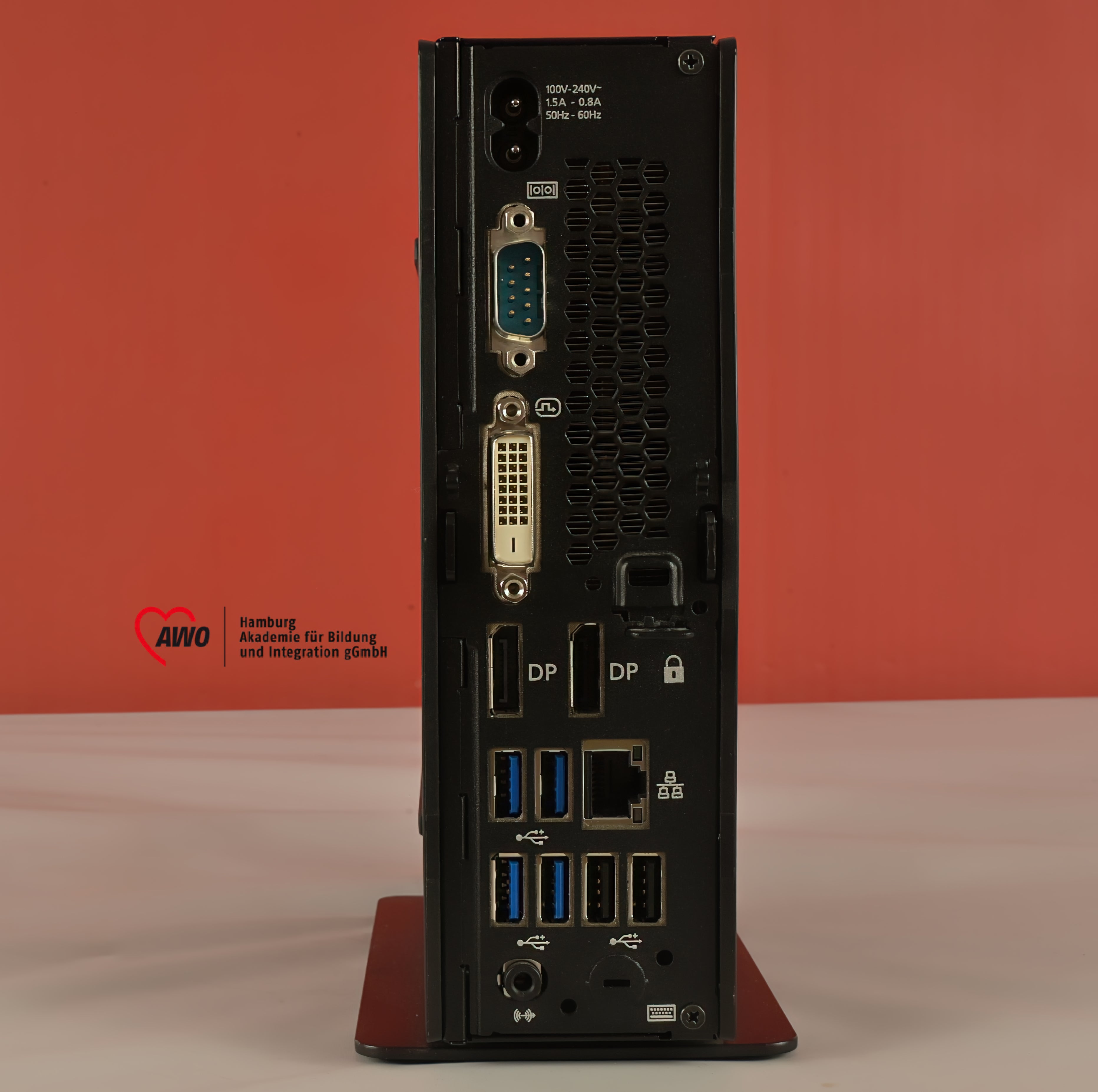 Fujitsu Esprimo Q957